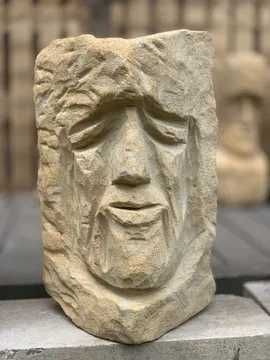 Rzeźba - Kamień -Piaskowiec - wys-54 cm