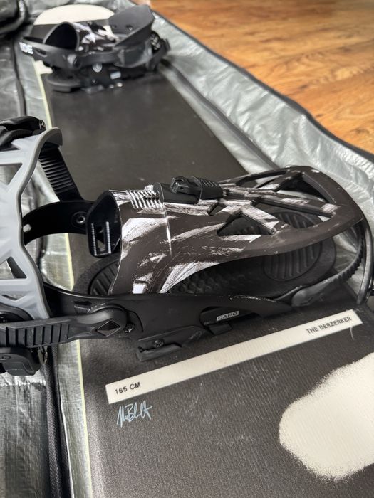 Сноуборд berton the berzerker 165 см комлект