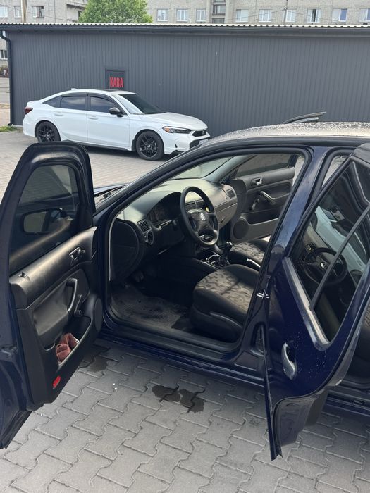 Продам Volkswagen golf  4