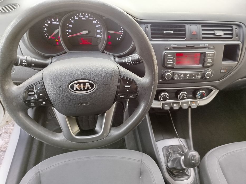 Rio 1.1 crdi 5 lugares ac troca
