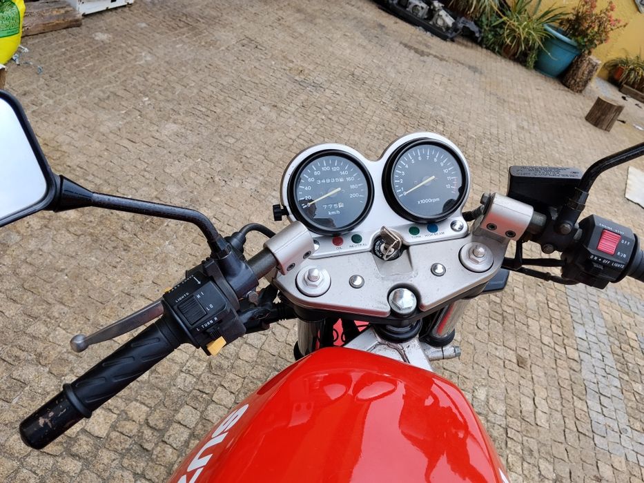 Mota Suzuki GS 500