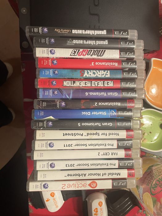 Playstation 3 em excelente estado de conservacao