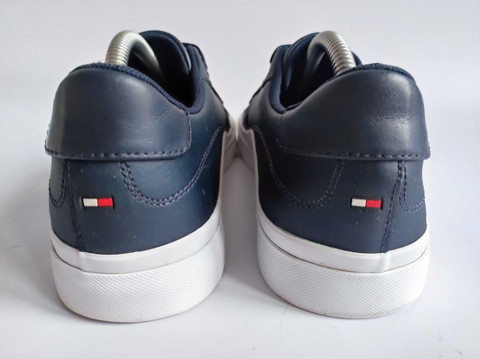 - Tommy Hilfiger  - Sneakersy, trampki r. 41