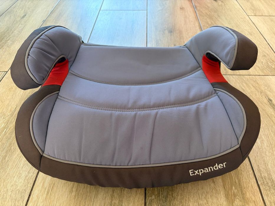 Podkłada dziecięca ISOFIX do samochodu