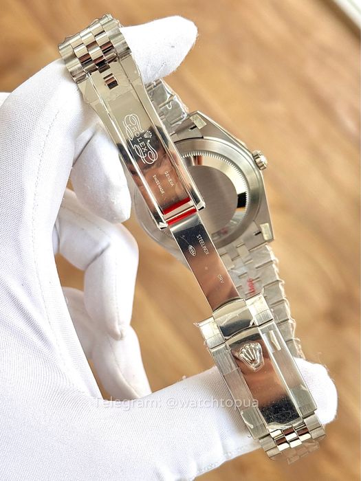 Годинник Rolex Datejust Silver Dial 126334 Ролекс