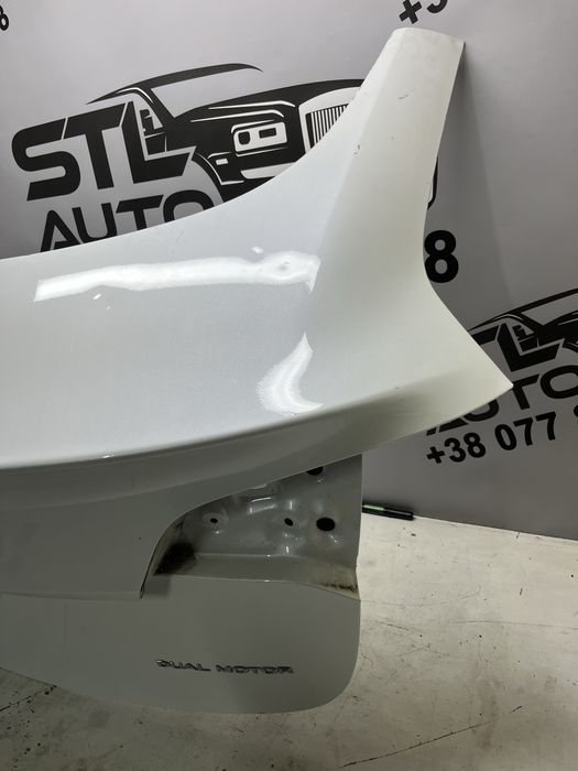 Багажник Tesla Model 3