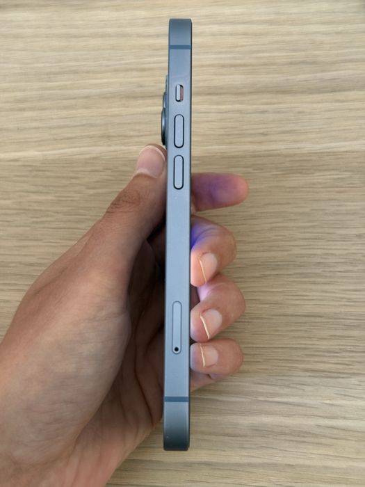 iPhone 14 Azul 128GB | Muito Bom Estado | 84% Bateria + 3 Capas