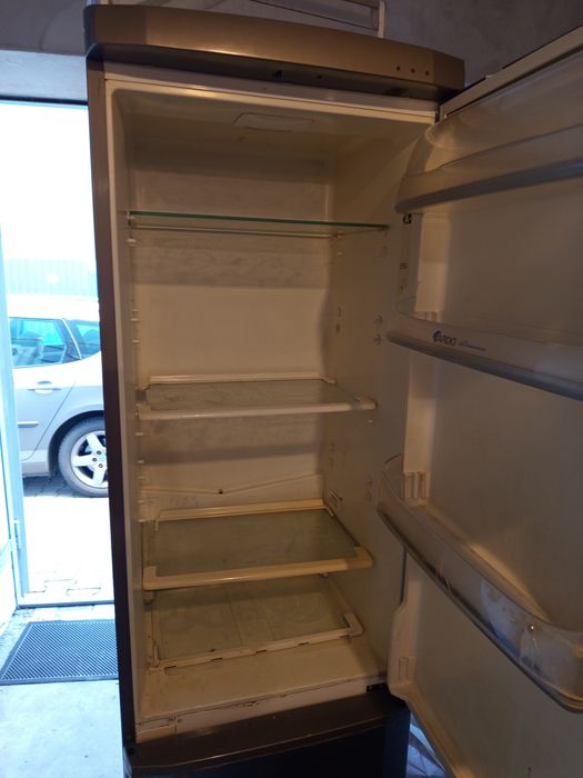 Продам 2 холодильника під відновлення