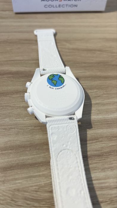 Mission to Earthpase Moonshine Gold