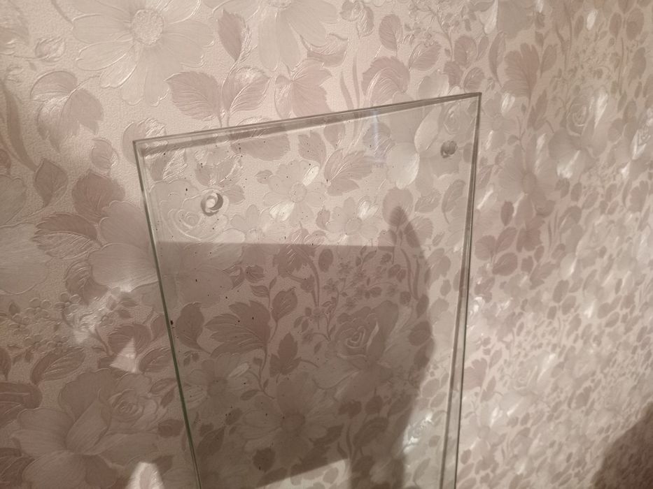 Полка стеклянная длинная толщина 8мм