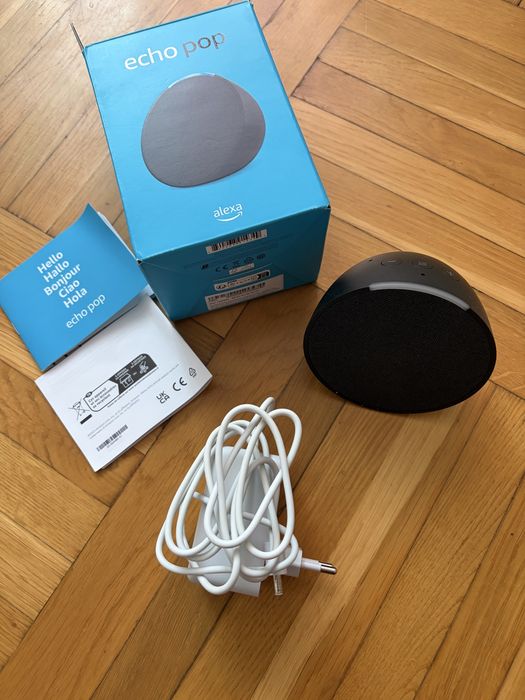 Alexa (echo pop)