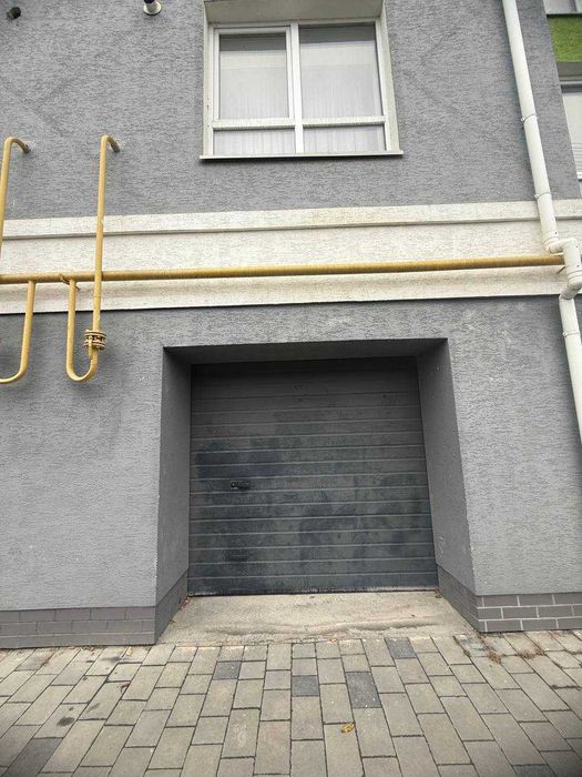 Продається гараж Довженка Левада Затишна