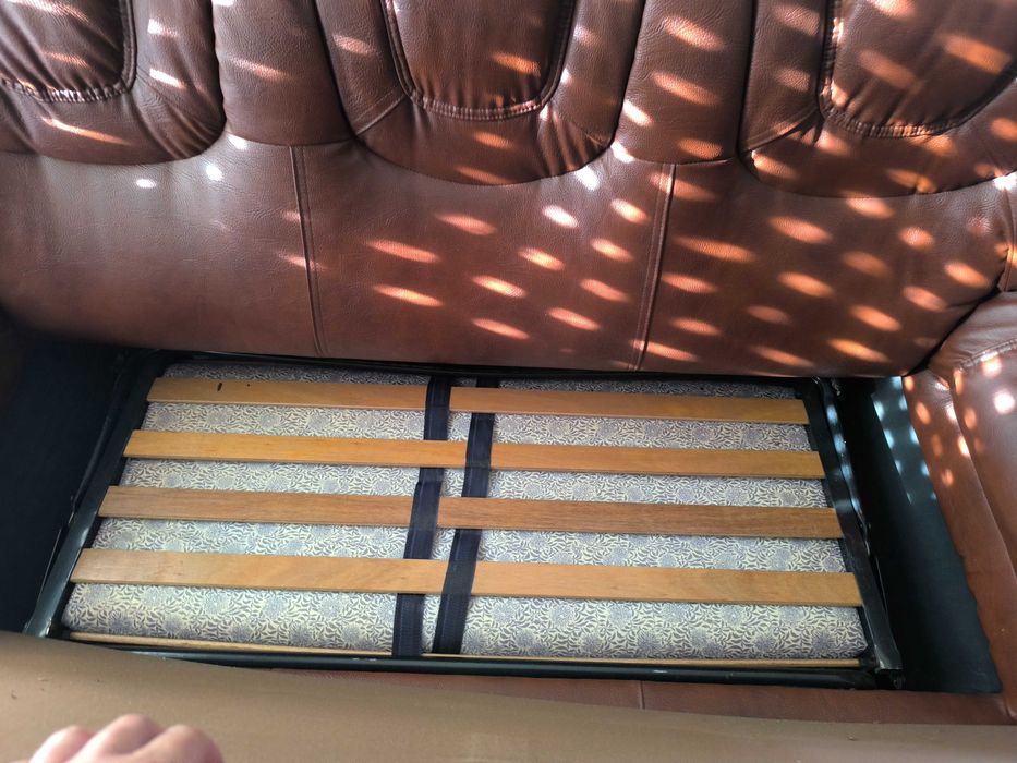 Sofás de Luxo em pele com cama incluída