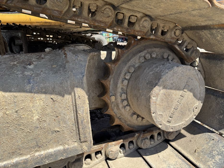 Екскаватор Liebherr 904 | Болотяні гусиниці | Стріль-12м |