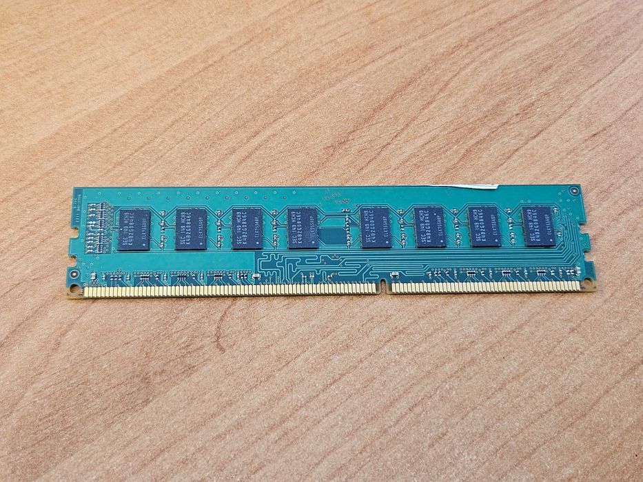 SAMSUNG 8 GB (2x4 GB) DDR3 1333MHz PC3-10600U RAM