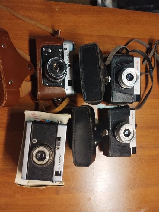 Фотоапарати 4 шт