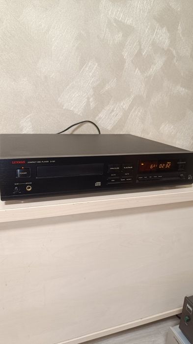 Сд Luxman D-321 Мультибітний цап ad1864! стан!!! Відео роботи!