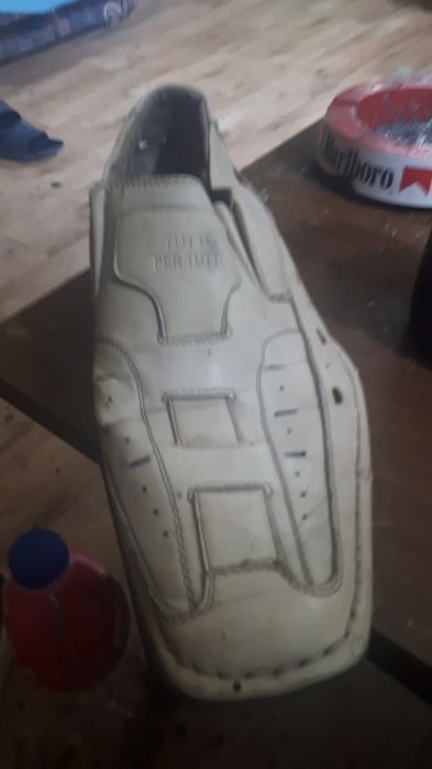 Pantofle z gornej pólki 44