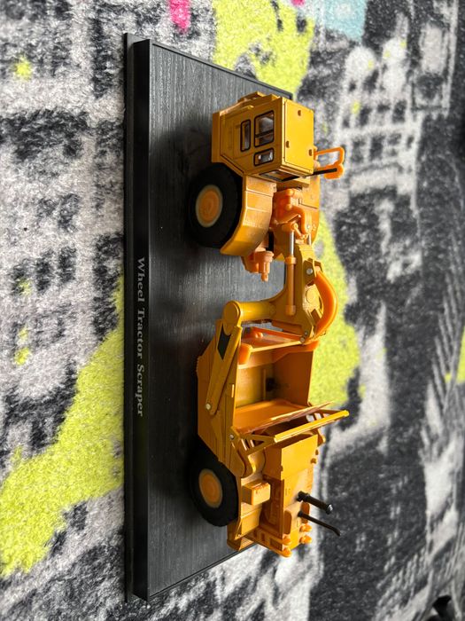 Sprzedam  Wheel Tractor Scraper