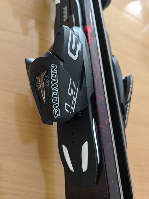 Skis novos SALOMON adulto