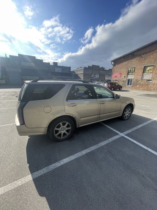 Cadillac srx 2005р v8 4.6