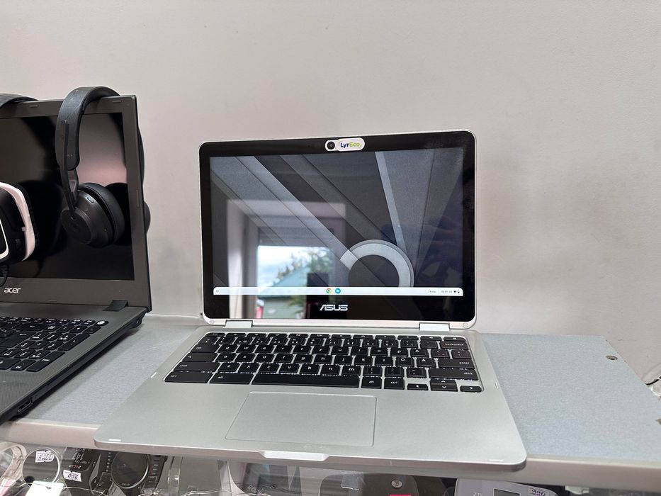 Ноутбук ASUS Chromebook C302C