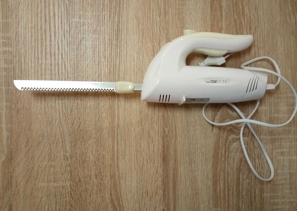 Faca elétrica Clatronic