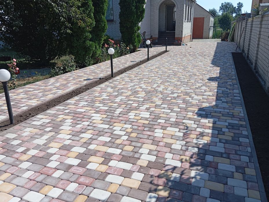 Укладка тротуарной плитки