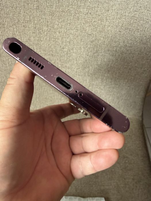 Samsung s22ultra,12/256 под ремонт.