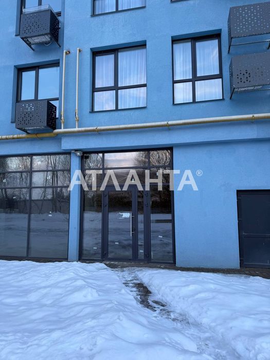 Комерційне приміщення біля стадіону Арени Львів
