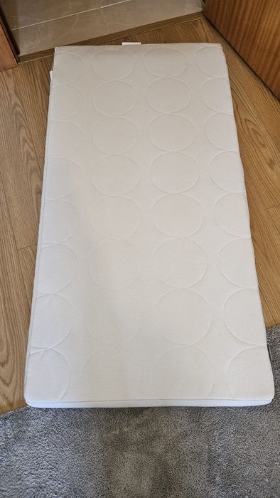 Colchão molas ensacadas ikea (modelo Jättetrött)