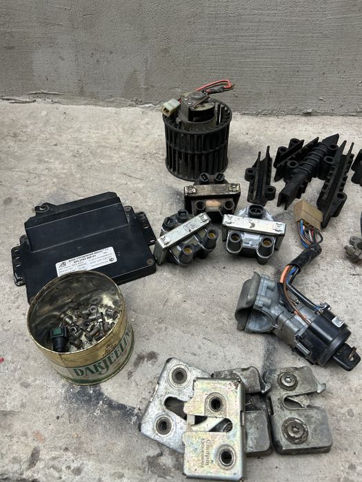 Продам мелочевку на газель.За копейки