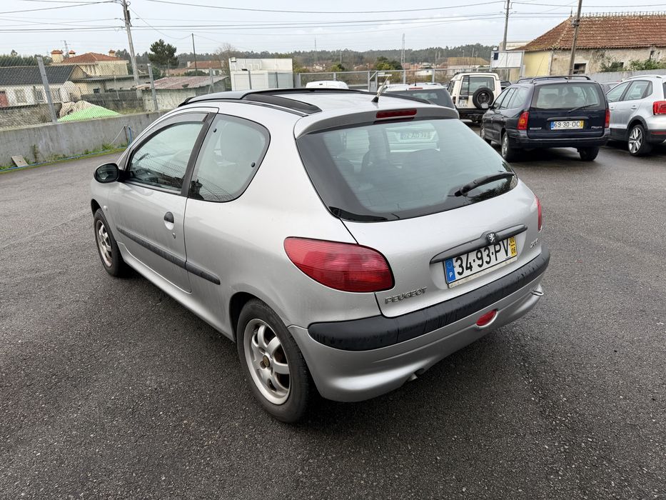 Peugeot 206 1.1i XT
