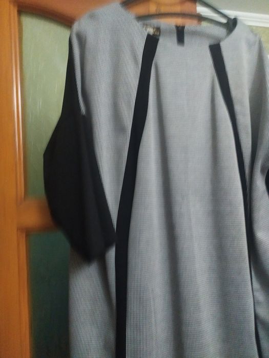 Продам новое платье!