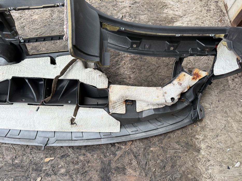 Торпедо консоль  BMW  3 E46