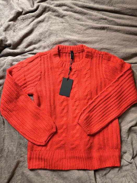 sweter w warkocze Y.A.S z metką