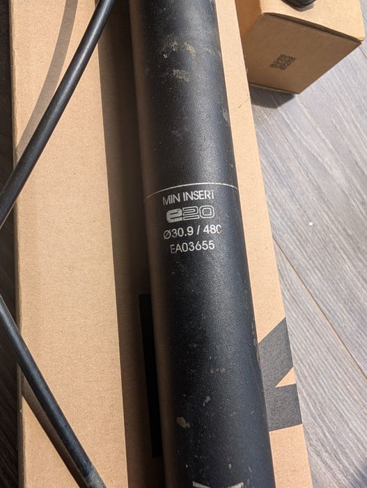 Espigão Telescópico Kind Shock KS E20 150mm 30.9 – Remote Incluído