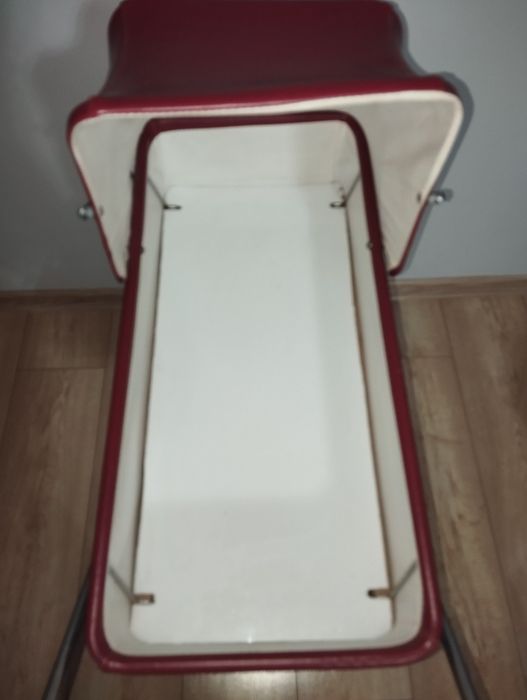 Wózek PRL bordowy dla lalek