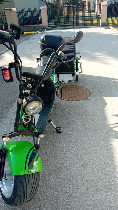 Skuter elektryczny