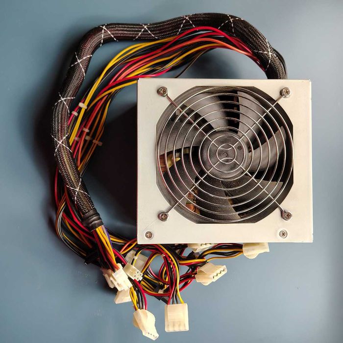 Zasilacze ATX - Chieftec GPS-400AA-101 A / Chieftec IARENA GPA-500S8