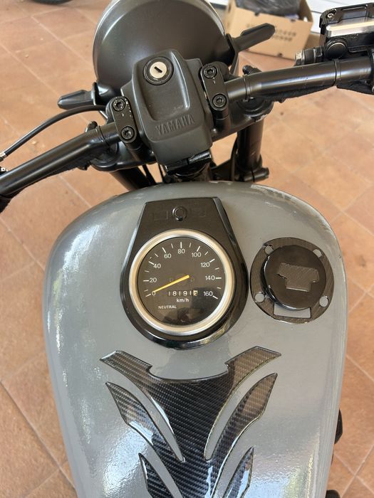 Yamaha XJ650 Maxim Bobber Restaurada e personalizada