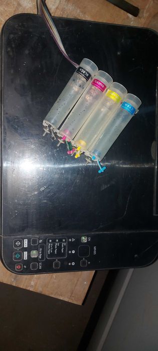 Продам МФУ Canon