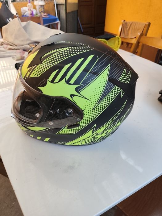 Capacete scorpion