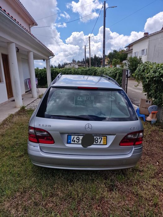 Mercedes E220 CDI - W211
