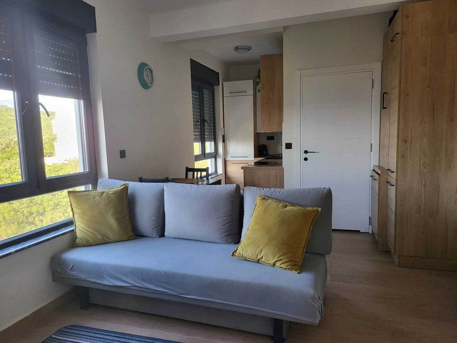 Wakacyjny Apartament z basenem  Czarnogóra- Utjeha do wynajecia