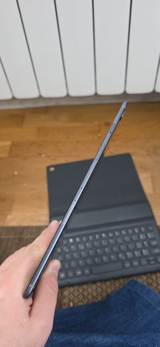 Tablet Samsung Galaxy Tab S5E T725 LTE  +  dodatki