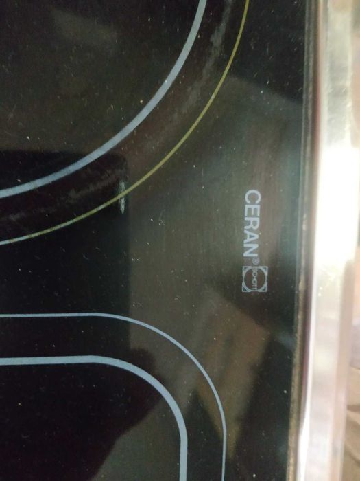 Варочная  стекло-керамическая поверность Miele. Германия