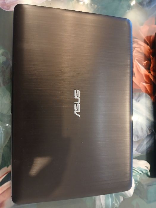 Laptop Asus 540L