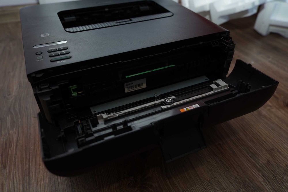 Drukarka Brother HL-L2340DW plus toner