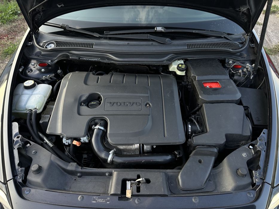 Volvo V50 2009рік 1.6дизель не фарбована